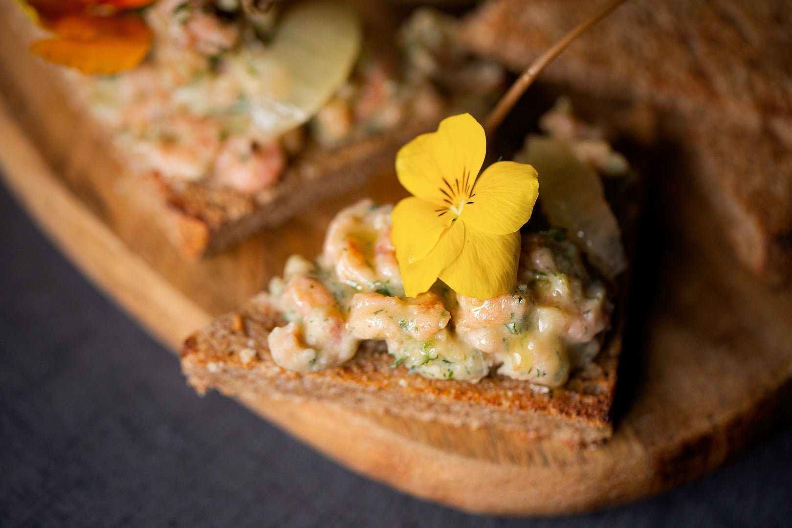 WHOLEMEAL TOAST WITH POTTED SHRIMP
